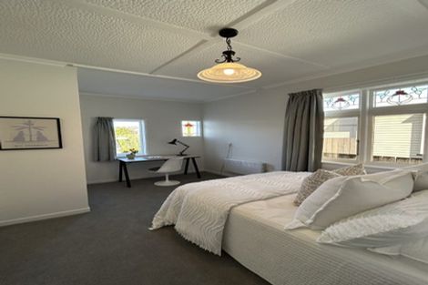 Photo of property in 36 Stone Street, Miramar, Wellington, 6022