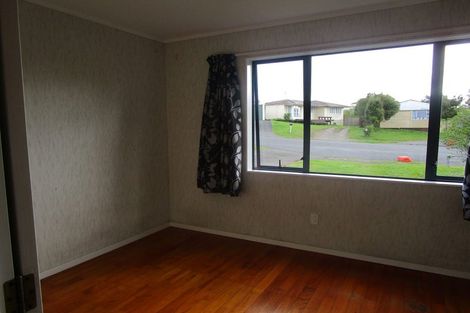 Photo of property in 35 Huia Street, Waiuku, 2123
