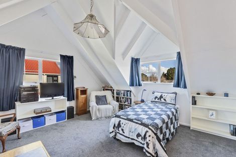 Photo of property in 10 Elder Grove, Whalers Gate, New Plymouth, 4310