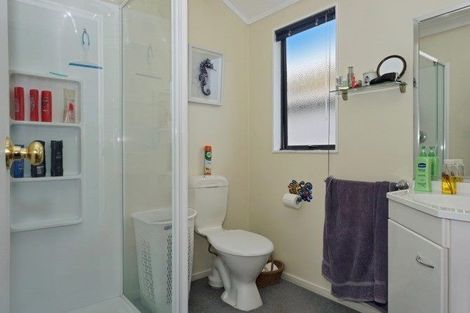 Photo of property in 12 Kiri Place, Te Puke, 3119