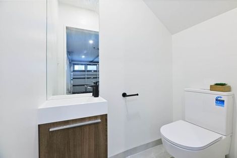 Photo of property in 118 Hyperion Drive, Randwick Park, Auckland, 2105
