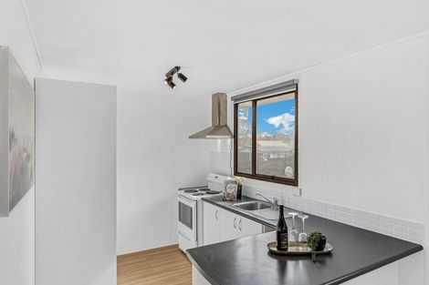 Photo of property in 1/21 Nearco Street, Randwick Park, Auckland, 2105