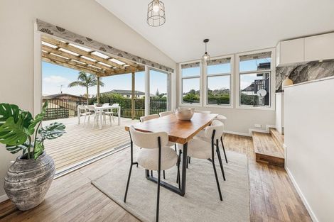 Photo of property in 307 Mahurangi East Road, Snells Beach, 0920