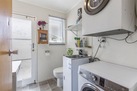 Photo of property in 369 Bucklands Beach Road, Bucklands Beach, Auckland, 2012