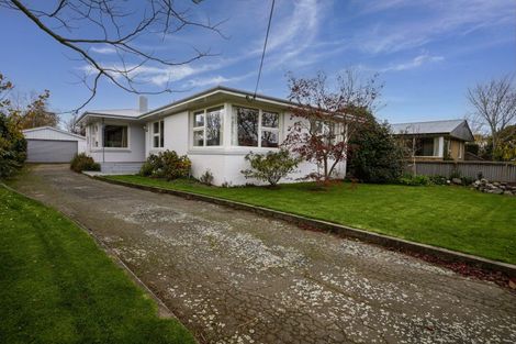 Photo of property in 46 Ashgrove Street, Rangiora, 7400