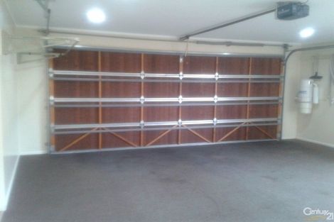 Photo of property in 9 Elwyn Close, Flat Bush, Auckland, 2016