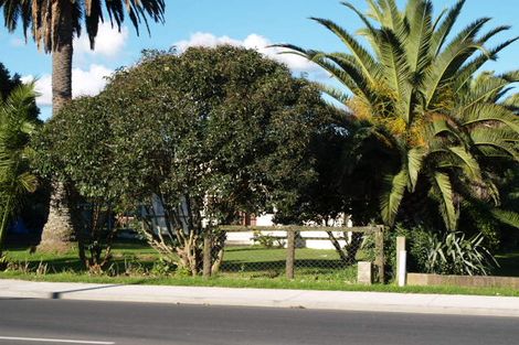 Photo of property in 302 Massey Road, Mangere East, Auckland, 2024