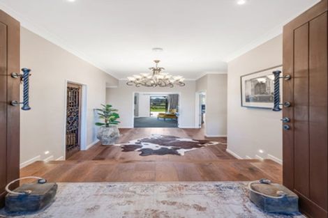 Photo of property in 61a Whitford Park Road, Whitford, Manurewa, 2576
