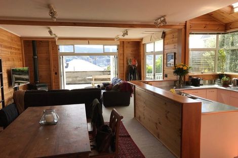 Photo of property in 16 Mcfarlane Street, Mount Victoria, Wellington, 6011