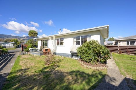 Photo of property in 56 Marlowe Street, Stoke, Nelson, 7011