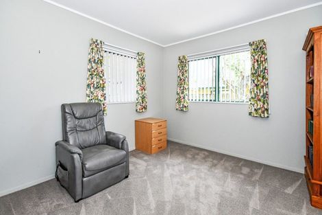 Photo of property in 91 Rushgreen Avenue, Pahurehure, Papakura, 2113