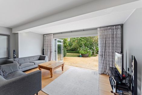 Photo of property in 5 Matipo Street, Waikanae, 5036