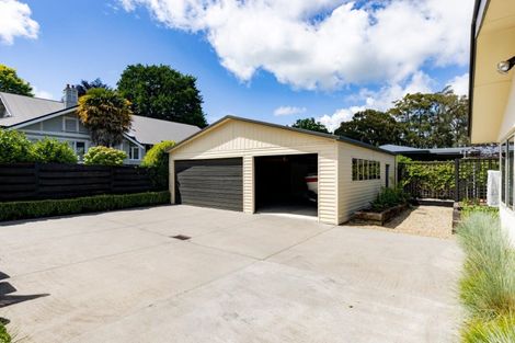 Photo of property in 69 Princes Street, Cambridge, 3434