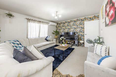 Photo of property in 3/34 Great South Road, Manurewa, Auckland, 2102