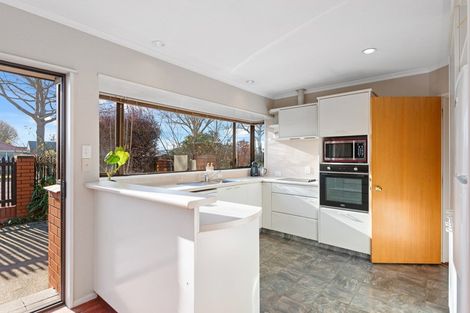 Photo of property in 423 Harewood Road, Harewood, Christchurch, 8051
