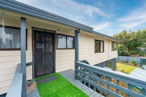 Photo of property in 2/12 Puriri Street, Hilltop, Taupo, 3330