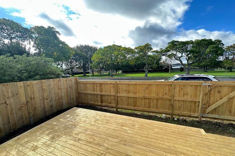 Photo of property in 4 Jutland Road, Pukekohe, 2120