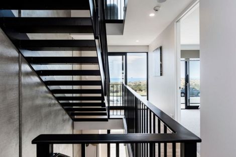 Photo of property in 211 Marine Parade, Seatoun, Wellington, 6022