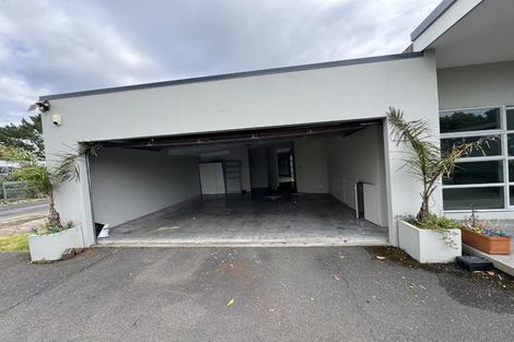Photo of property in 261 Airfield Road, Ardmore, Papakura, 2582