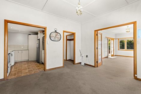 Photo of property in 901 Heretaunga Street East, Parkvale, Hastings, 4122