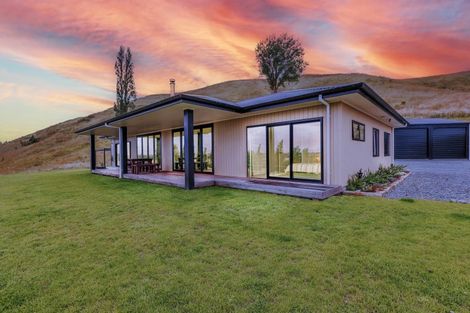 Photo of property in Maharakeke Road, Waipukurau, 4281