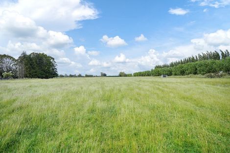 Photo of property in 61 Moore Road, Winton, 9781