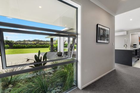 Photo of property in 6 Shearwater Lane, Point Wells, 0986