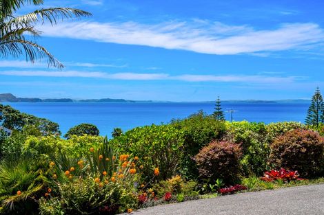 Photo of property in 72 Duncansby Road, Stanmore Bay, Whangaparaoa, 0932