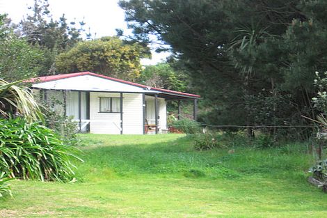 Photo of property in 22 Dustin Street, Foxton Beach, Foxton, 4815
