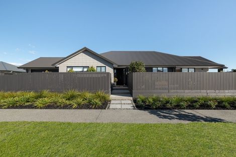 Photo of property in 2 Pimelea Street, Papamoa Beach, Papamoa, 3118