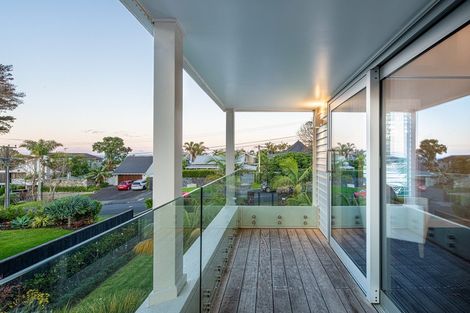 Photo of property in 6 Tiri Road, Milford, Auckland, 0620