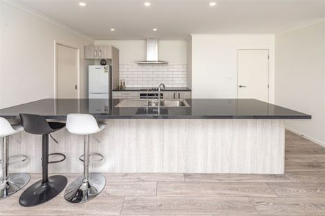 Photo of property in 30 Longbeach Drive, Castlecliff, Whanganui, 4501