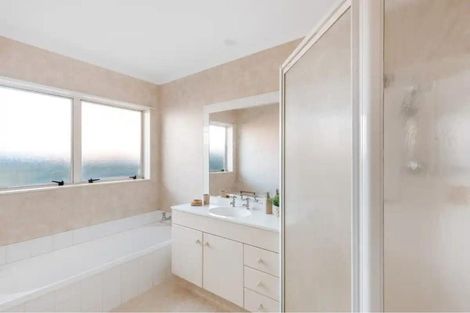 Photo of property in 4 Monterey Key, Papamoa Beach, Papamoa, 3118