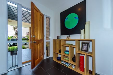 Photo of property in 32 Althorp Place, Avonhead, Christchurch, 8042