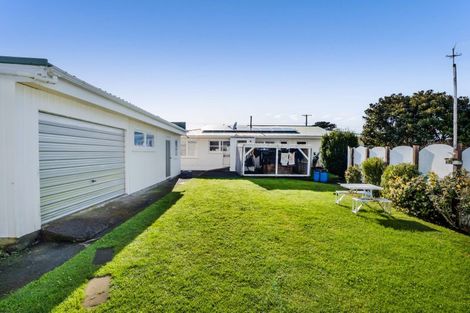 Photo of property in 5815 South Road, Rahotu, Opunake, 4684