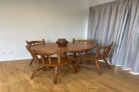 Photo of property in 49 Tawa Road, Kumeu, 0891