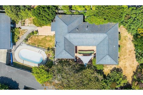Photo of property in 19 Joyce Crescent, Ilam, Christchurch, 8041
