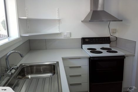 Photo of property in 1/43 Edgecombe Street, Newlands, Wellington, 6037