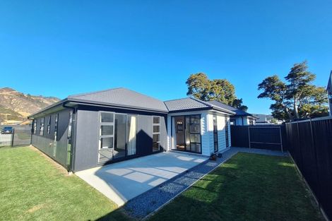 Photo of property in 20 Castletown Street, Wallaceville, Upper Hutt, 5018