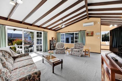 Photo of property in 8a Grant Vc Street, Hawera, 4610