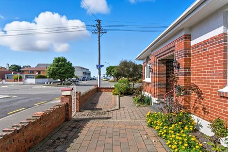 Photo of property in 31 Beach Street, Saint Clair, Dunedin, 9012