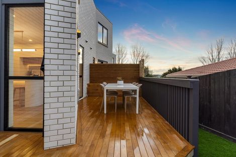 Photo of property in 14 Altair Place, Windsor Park, Auckland, 0632