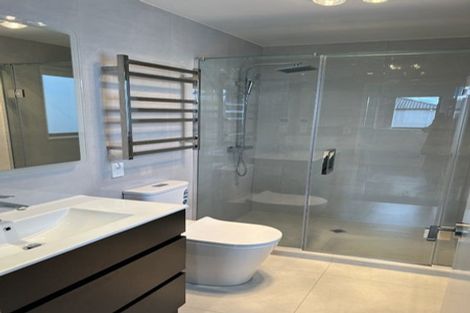 Photo of property in 1 Lime Rise, Flat Bush, Auckland, 2019