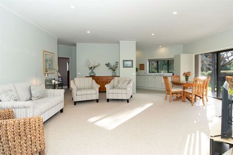 Photo of property in 206 Mazengarb Road, Paraparaumu, 5032