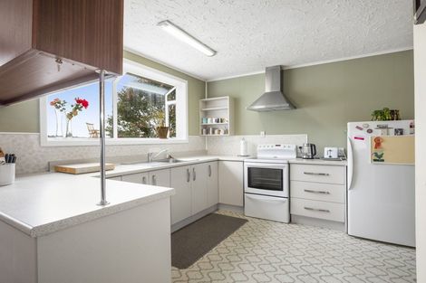 Photo of property in 73 Hampshire Street, Cannons Creek, Porirua, 5024