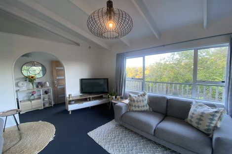 Photo of property in 1/10 Vonnell Place, Birkdale, Auckland, 0626