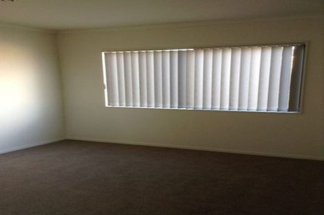 Photo of property in 57 Kirikiri Drive, Papakura, 2110