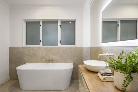 Photo of property in 15 Edward Street, Riverhead, 0820