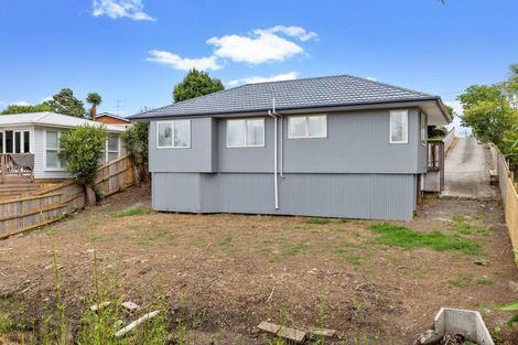 Photo of property in 11a Hollinbrigg Place, Manurewa, Auckland, 2102