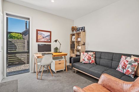 Photo of property in 5 Parera Lane, Jacks Point, Queenstown, 9371